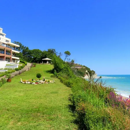 Byala Cliff Sea View Apartament