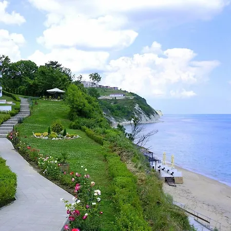 Byala Cliff Sea View *