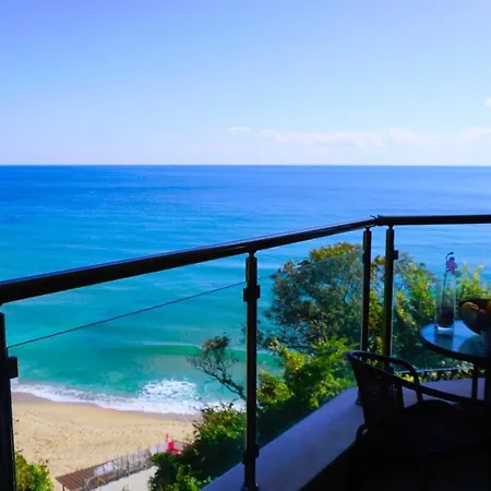 Byala Cliff Sea View Apartament
