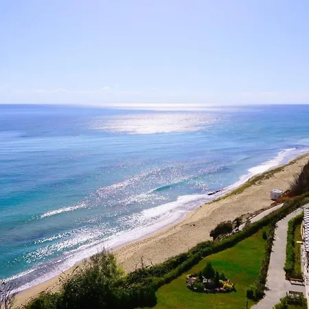 Апартаменты Byala Cliff Sea View *