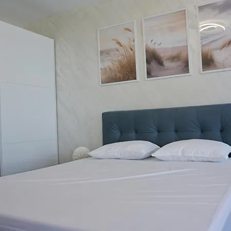 Byala Cliff Sea View Apartmán Bjala