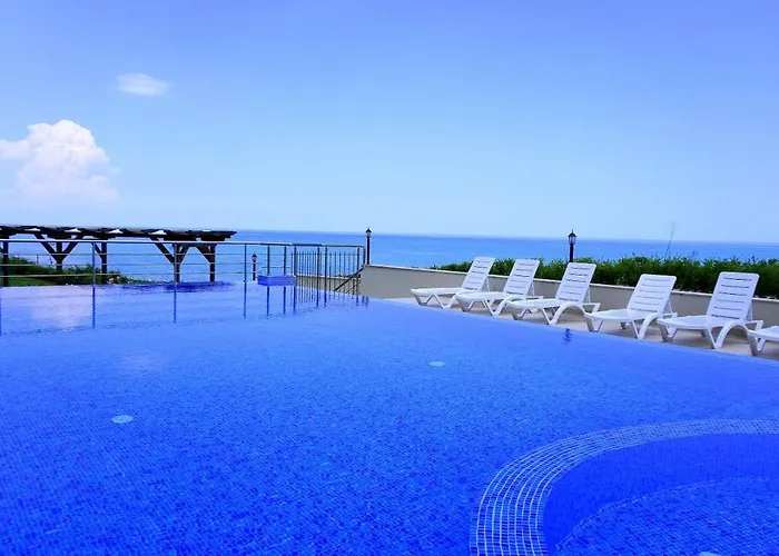 Byala Cliff Sea View * 비알라