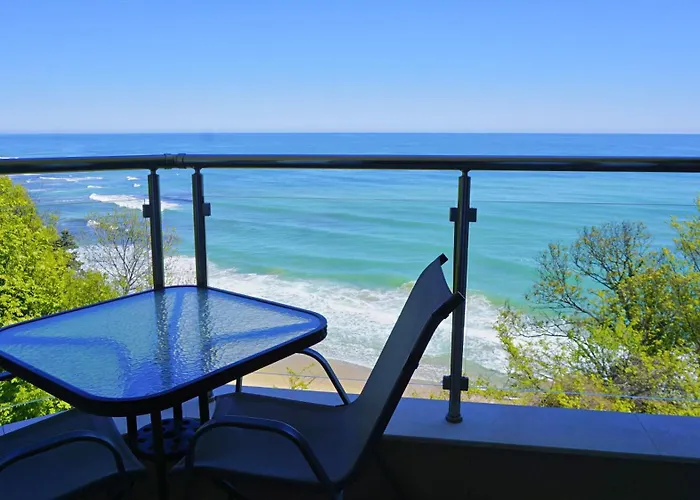 Byala Cliff Sea View 아파트 *