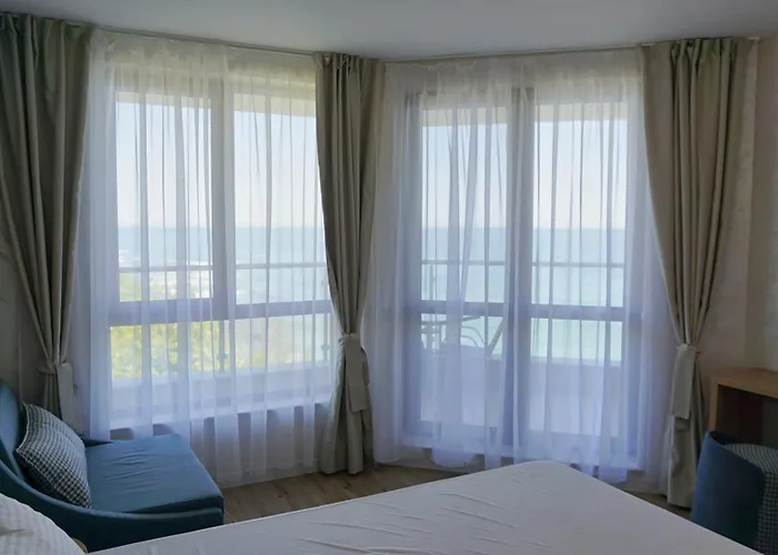 Byala Cliff Sea View 아파트 *